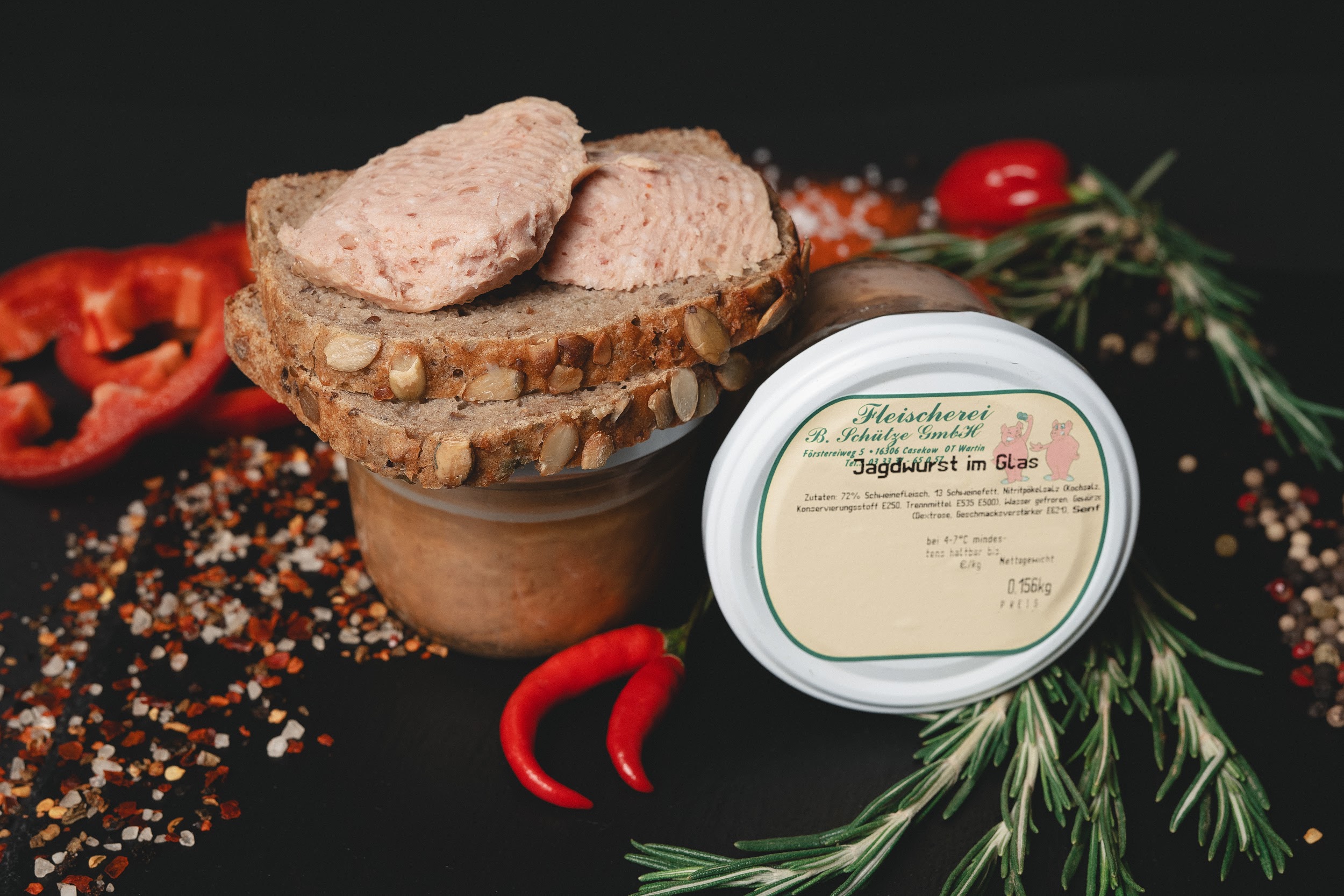 Hausgemachte Jagdwurst im Glas