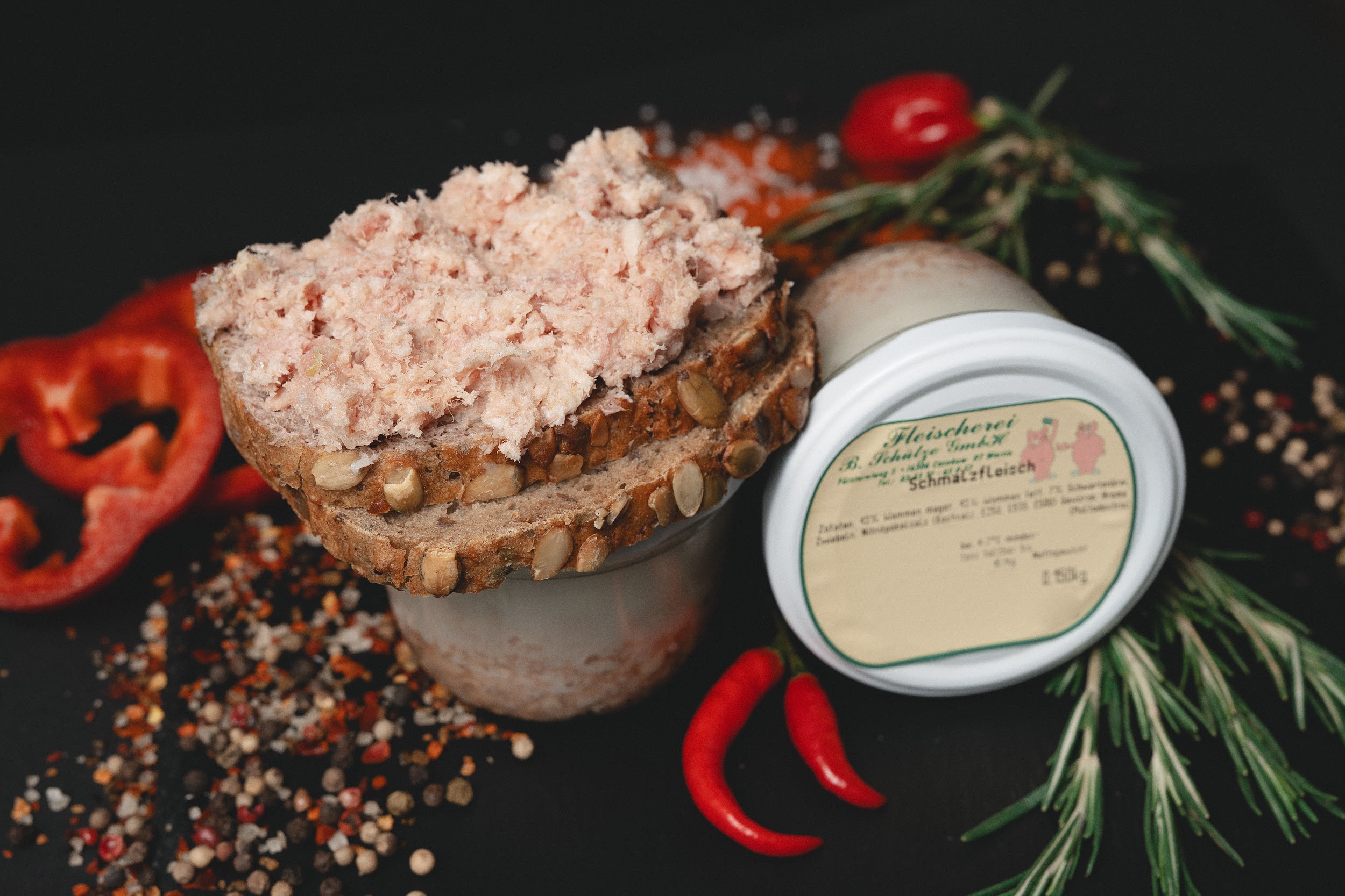 Schmalzfleisch auf Brot