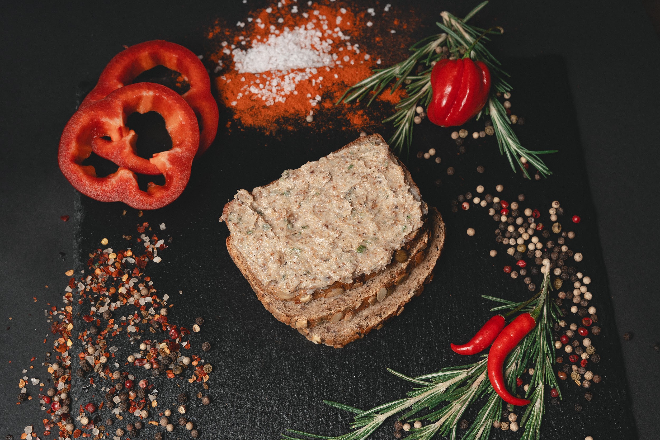 Jägerschmalz auf Brot